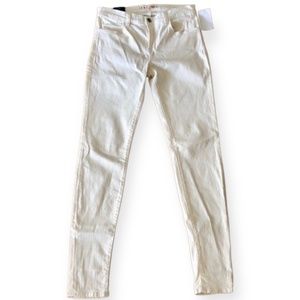 NWT J Brand Super Skinny White Jeans
